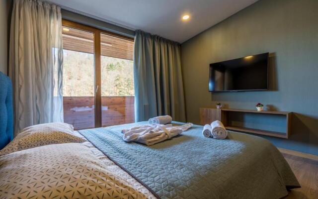 Valley hotel room 504