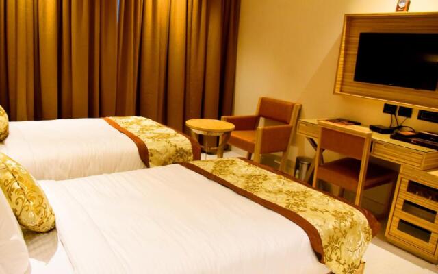 Mango Hotels Vybrant