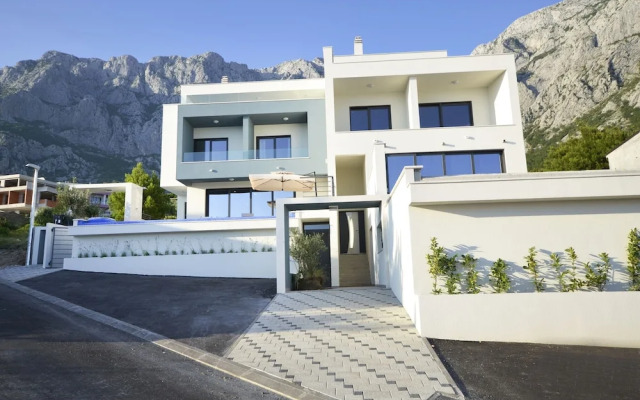 Villa Nina Makarska