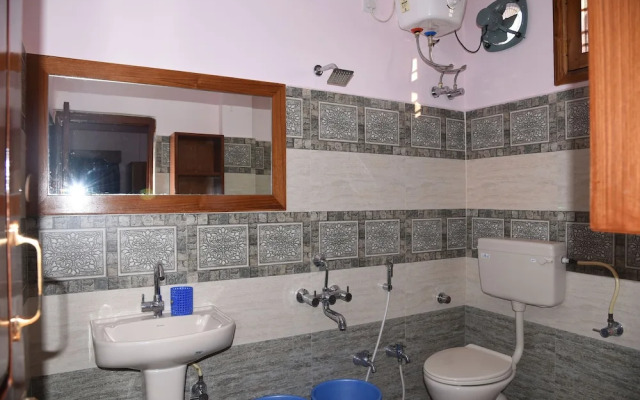 Anjani Mansion Guest House