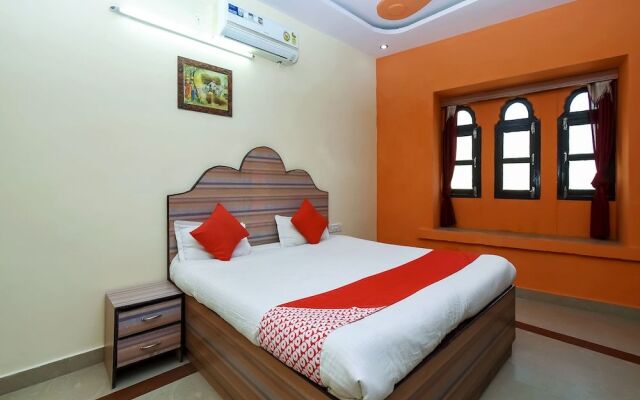 OYO 22899 Hotel Bhagwati Palace