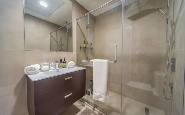 Marina Arcade by bnbme