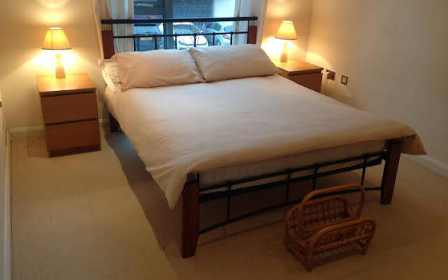 Whippendell Apartment