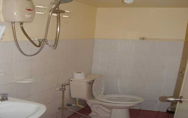 The White Pearl Beach Club