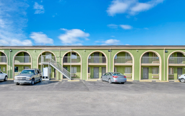 Sienna Inn Channelview, TX