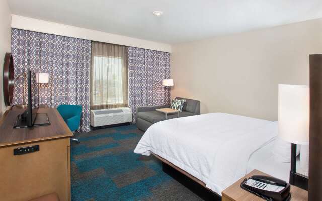 Hampton Inn & Suites LAX El Segundo