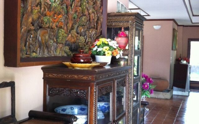 Nontnatee Homestay