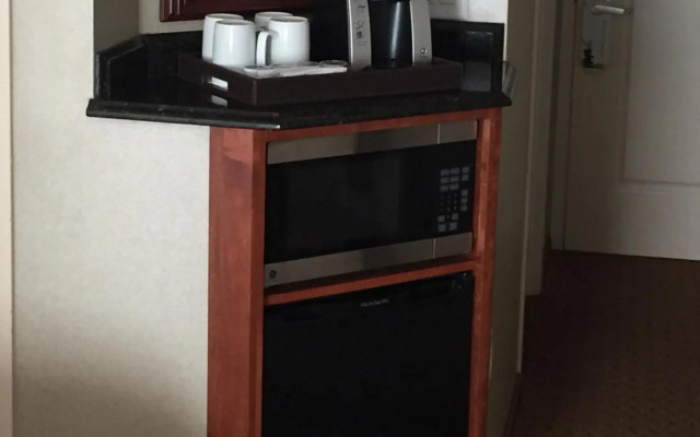 Town & Country Inn and Suites