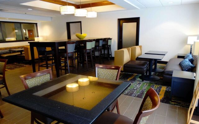 Comfort Inn & Suites