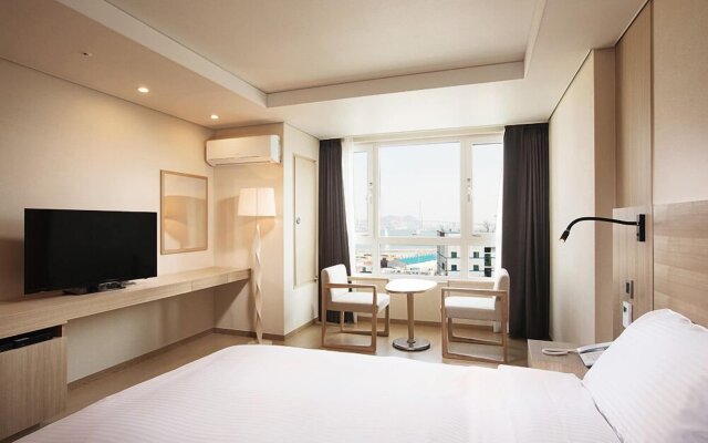 Crown Harbor Hotel Busan