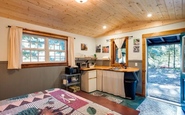 72MF - Rustic - Pets Ok - Sleeps 2