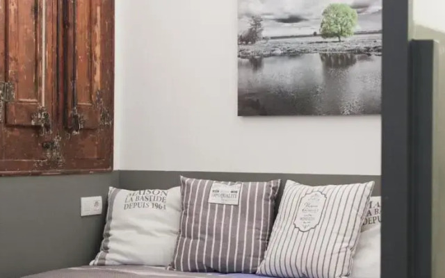 Stylish Flat In The Center Of Barcelona