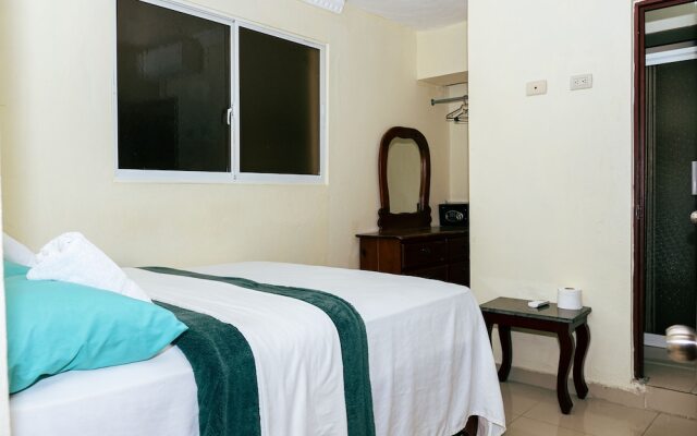 1 Bedroom Apartment 2 Beds in Santo Domingo Este