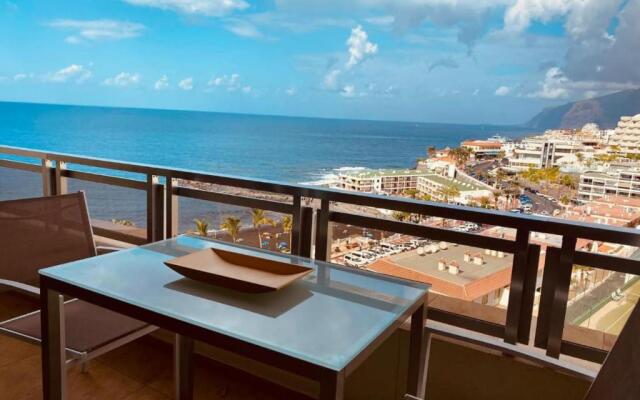 arenas negra 1-Bed Apartment SEa View