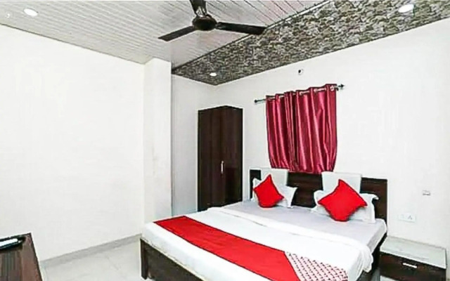 Hotel 7 Spices Restaurant & Banquet By WB Inn