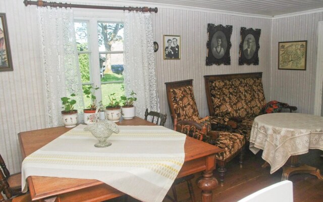 Awesome Home in Brålanda With 1 Bedrooms