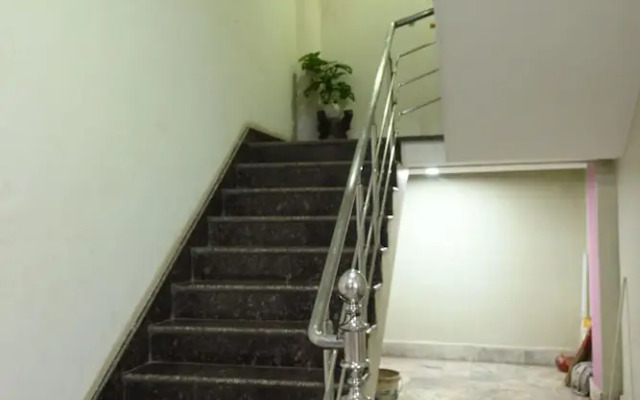 Gauri Shankar P Guest house