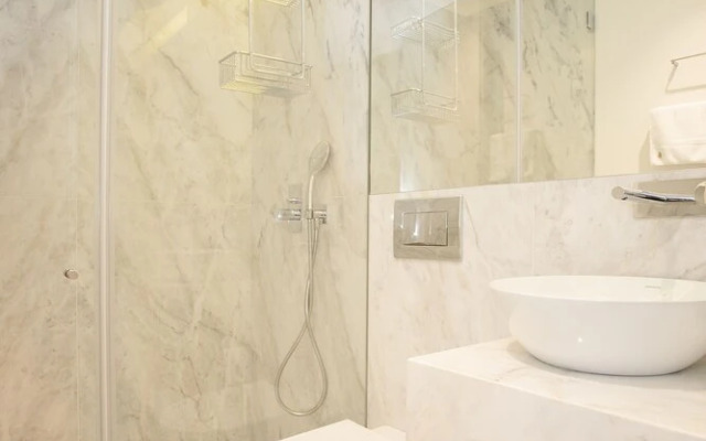 Liiiving - Cedofeita Charming Apartment