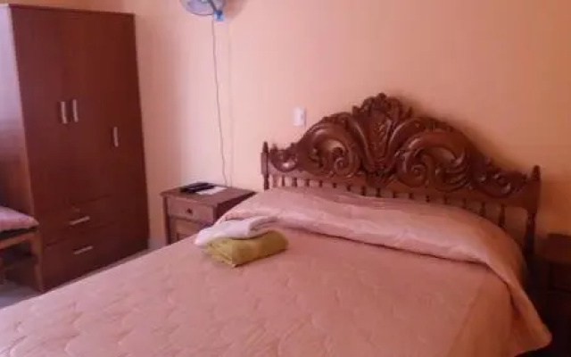 Hostal Portales