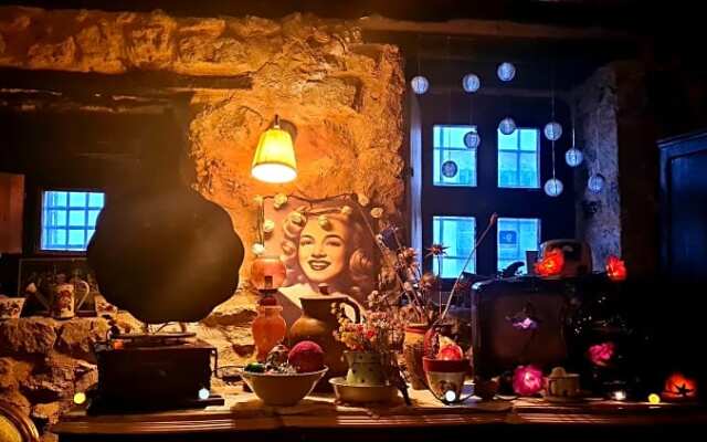 Romantic Getaway to Cuenca The Fifth