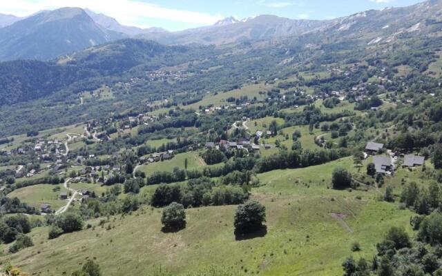 Bel appartement au rez de chaussée d'un chalet