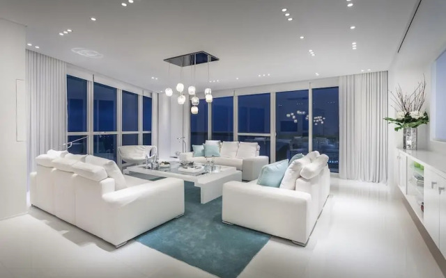 Setai Residences by Flashstay