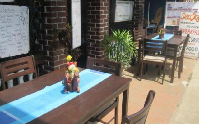 Sea Joy guesthouse and restaurant
