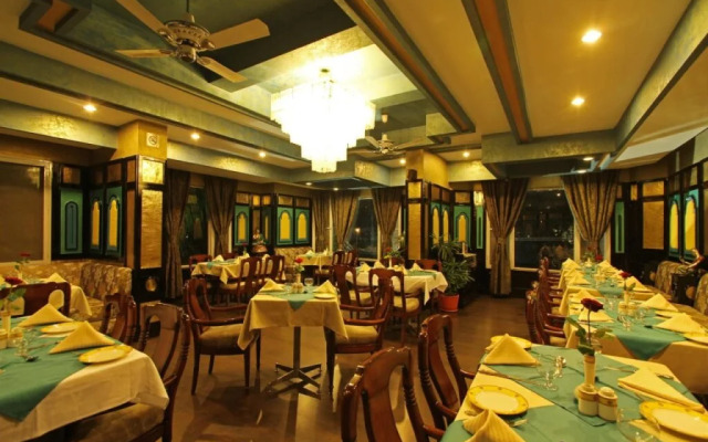 Hotel Hillock