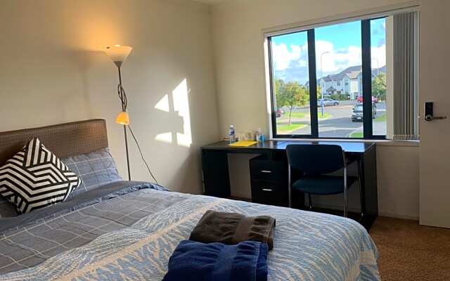 Albany Oteha Home-BnB