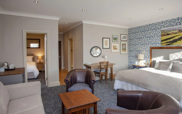 Woodborough Inn