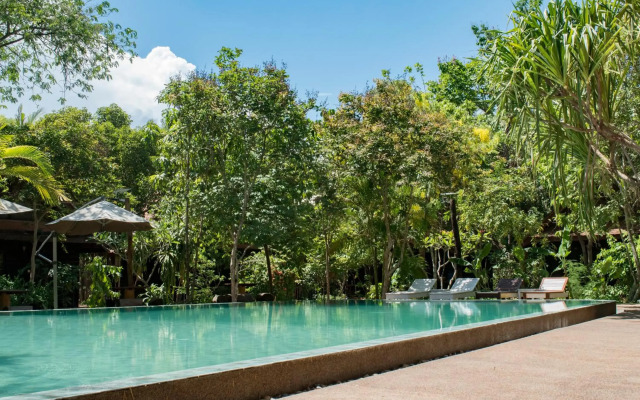 Palm Village Resort & Spa