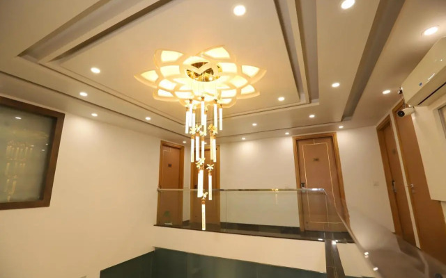 Hotel Keshav Residency - Medicity Gurugram, near Medanta Hospital