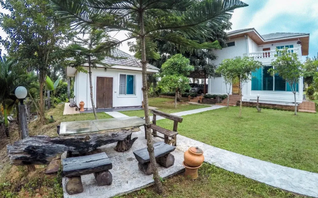 Roongthiwa resort Phurua