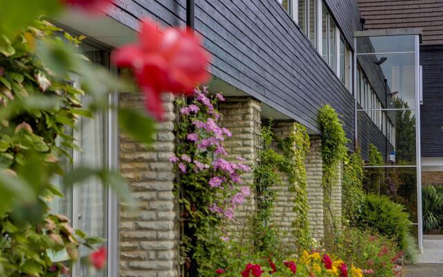 Tiverton Hotel Lounge & Venue