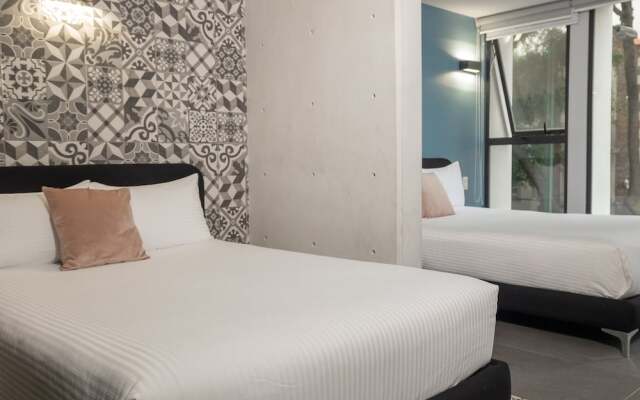 NIU Modern & Centric Lofts