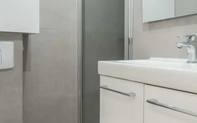 Lavie Maison Parisian Aircon Gem