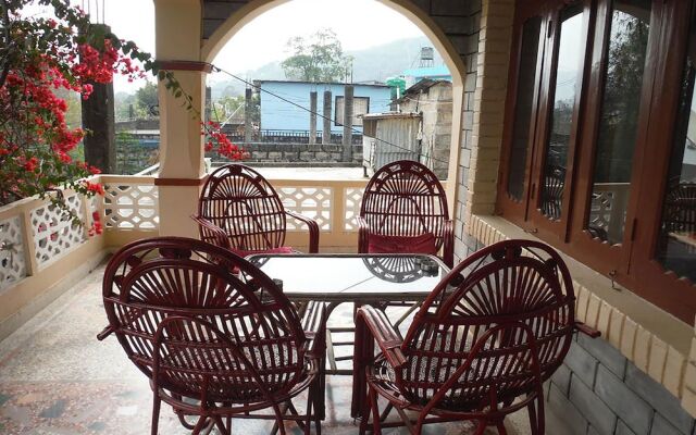 Hotel UNI Pokhara