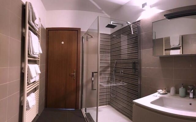 NIFTY Intera Villa con Piscina Relax, Idromassaggio e Sauna