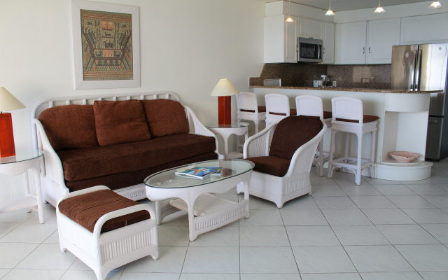 Sapphire Beach Club Resort