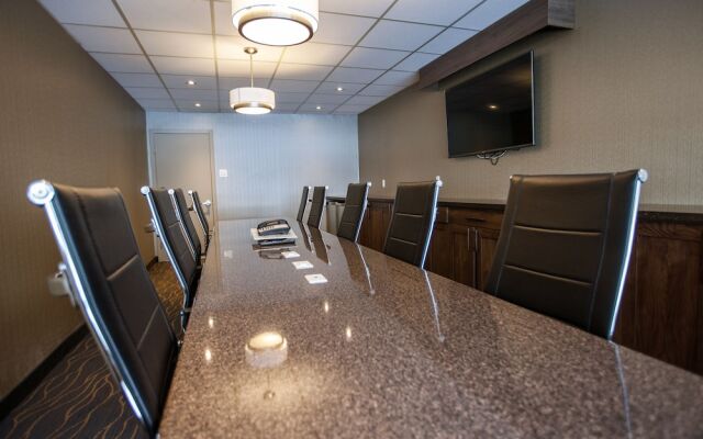 Mamateek Restaurant & Pub