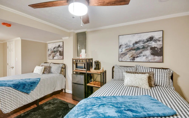 Family-friendly Tuskegee Home: 3 Mi to University!