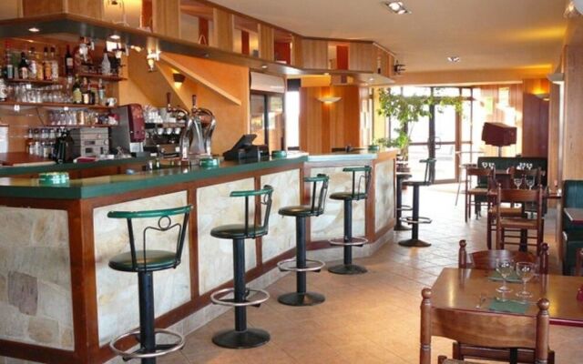 Relais des Cinq Routes