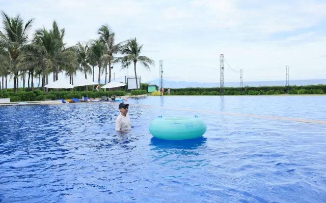 Ocean Breeze Villa Cam Ranh