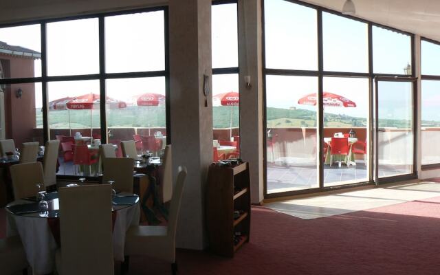 Hotel Delta Yss