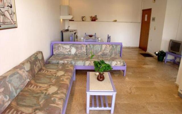 Doreen Suites