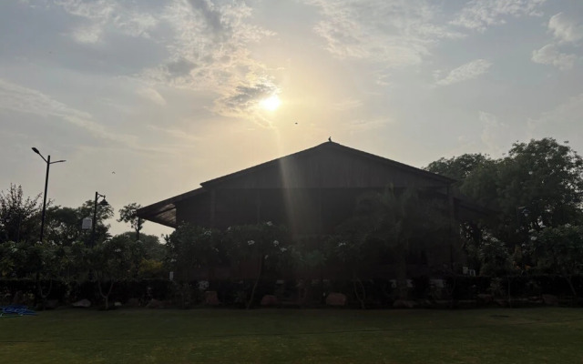 The Greenwood Farm And Lawn -Bijwasan