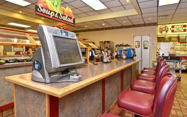 Best Western Napoleon Inn & Suites