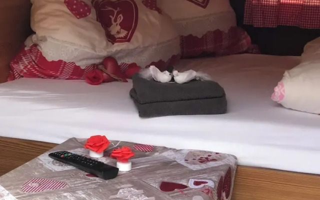 Schlafen im Weinfass