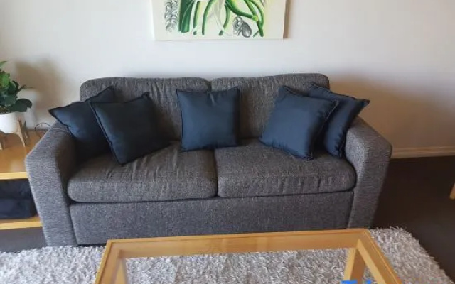 Central Ulaanbaatar | Walk to Chinggis Square | Modern 1BR Apt — фото 3