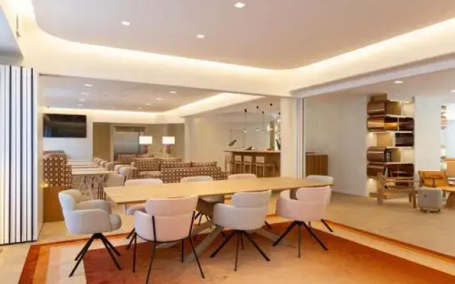Le Plessis Grand Hotel